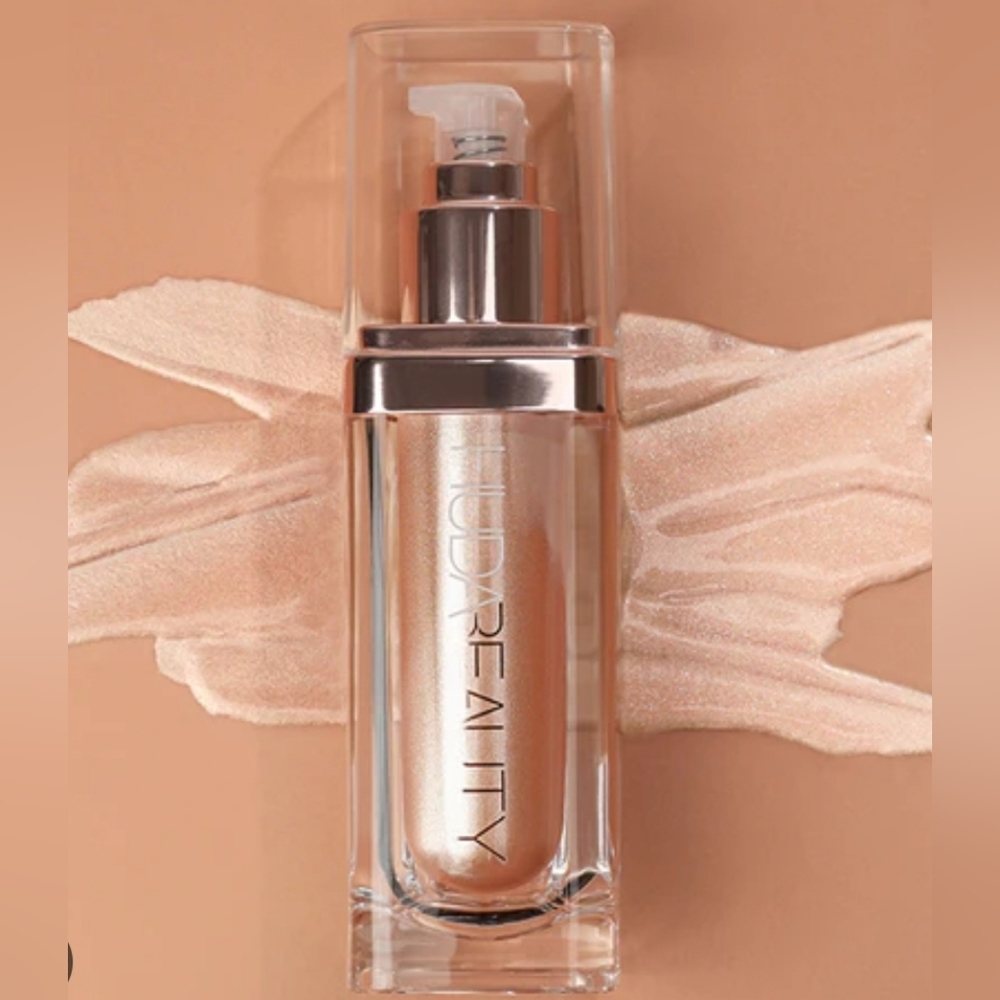 Huda Beauty NYMPH Luna